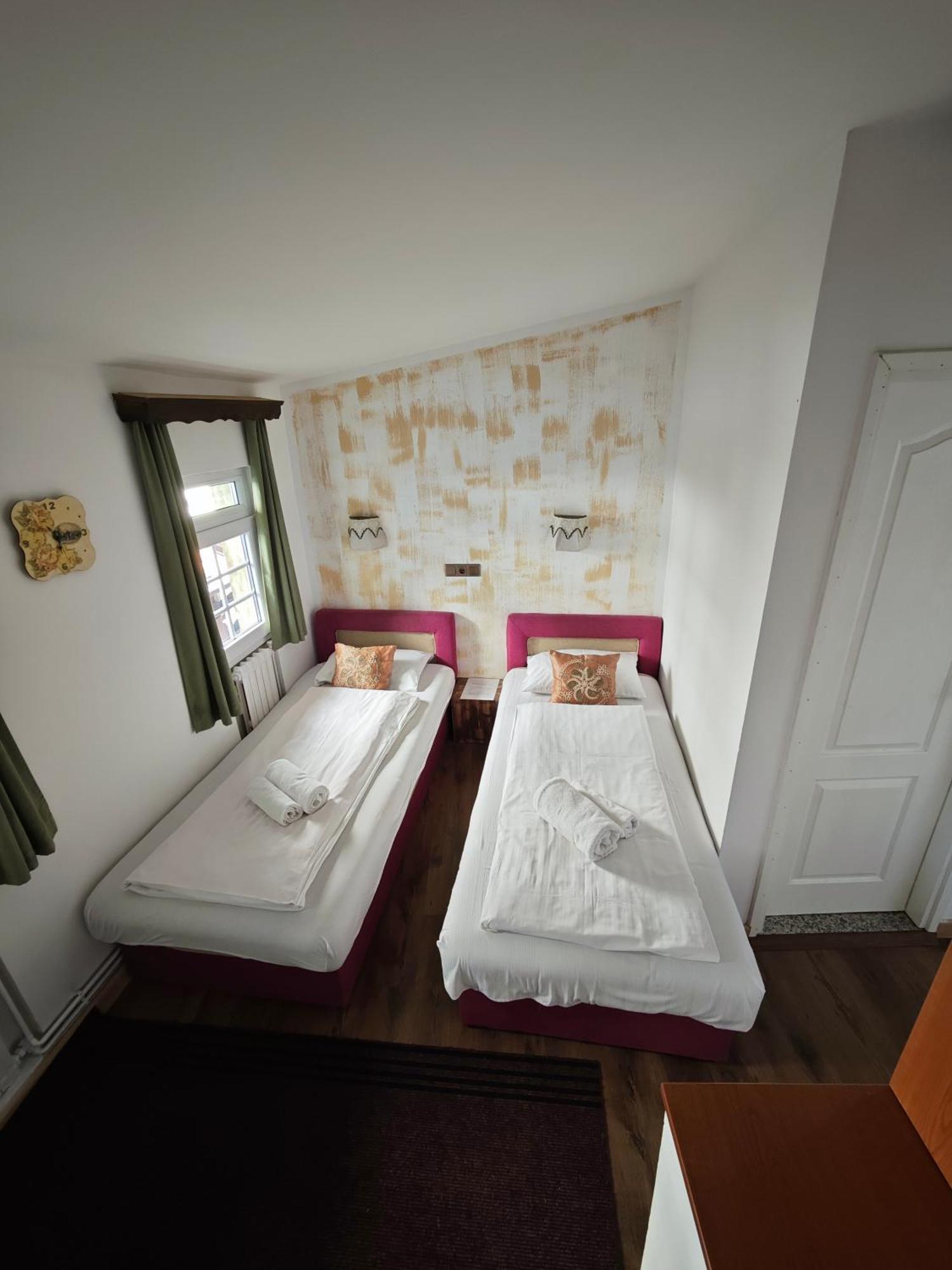 Guesthouse Yildiz Sarajevo Ngoại thất bức ảnh